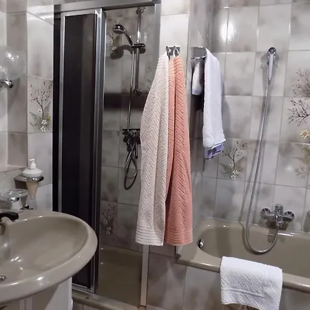 Evi Opp - Harmonie Lejlighed